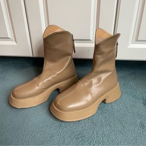 Platform boots in camel faux leather